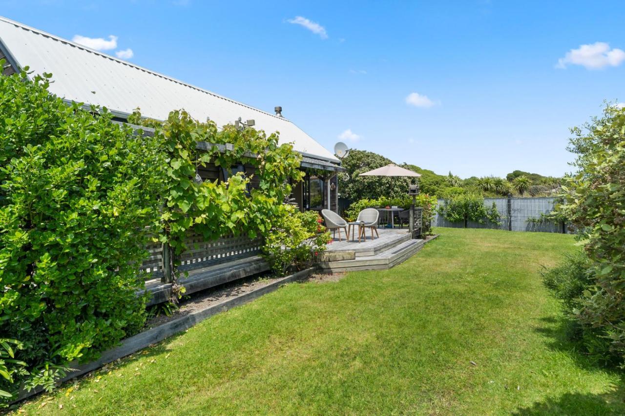 Waimea Cottage - Waikanae Holiday Home Exterior photo